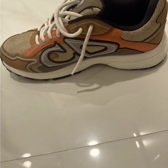 Men’s Christian Dior sneaker. - Picture 5 of 6